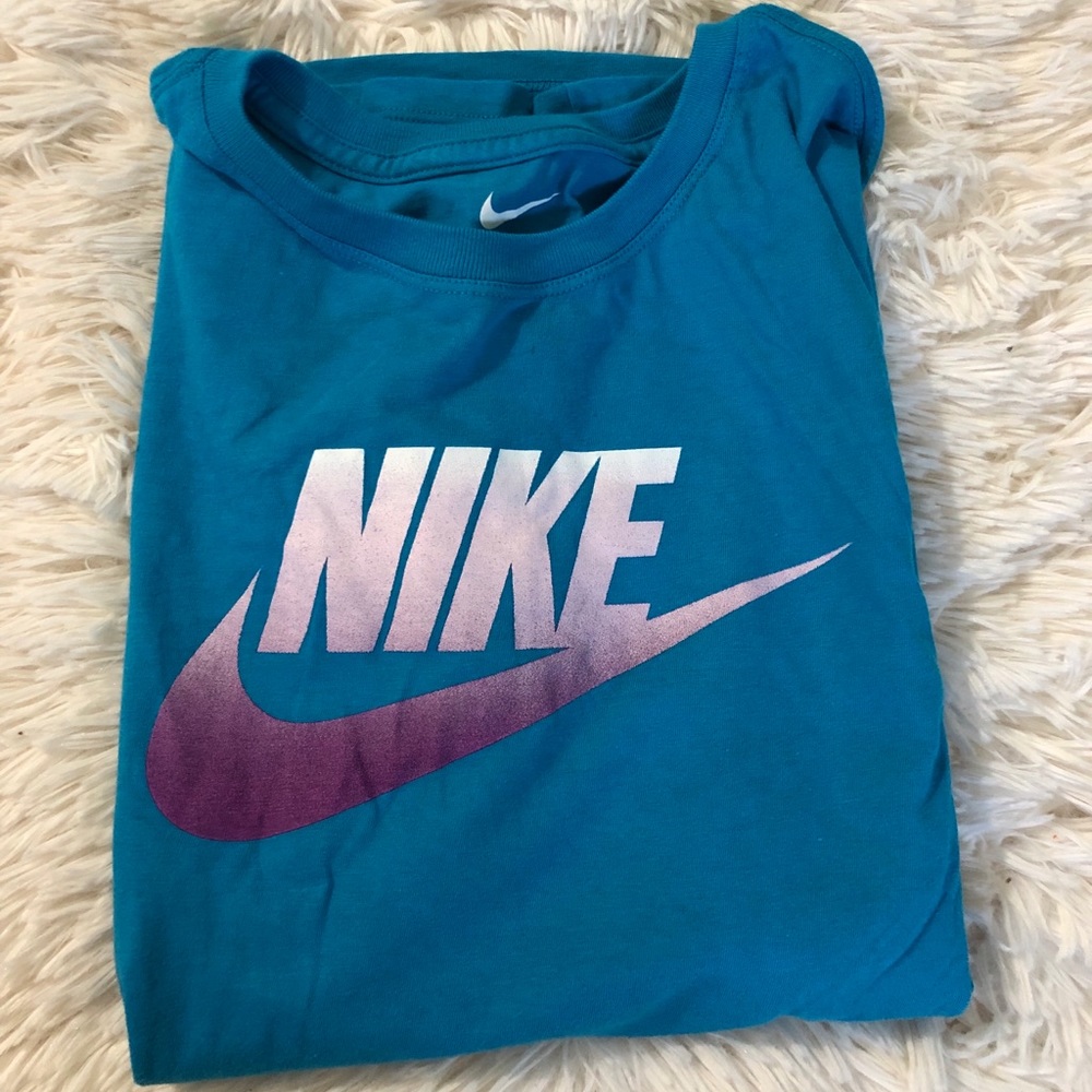 Blue nike women t-shirt